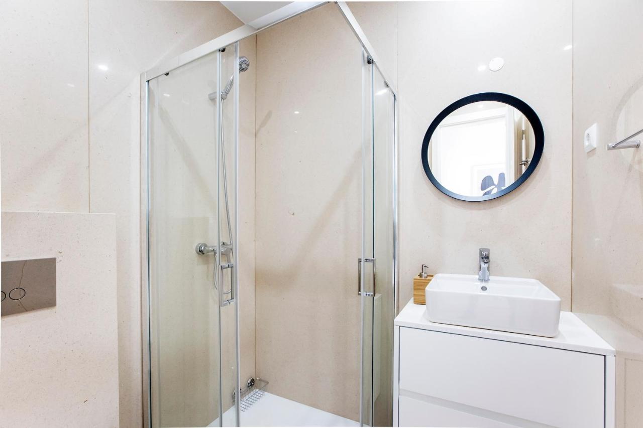 Bright 3Br Flat W/ Ac In City Center By Lovelystay OOporto Exterior foto